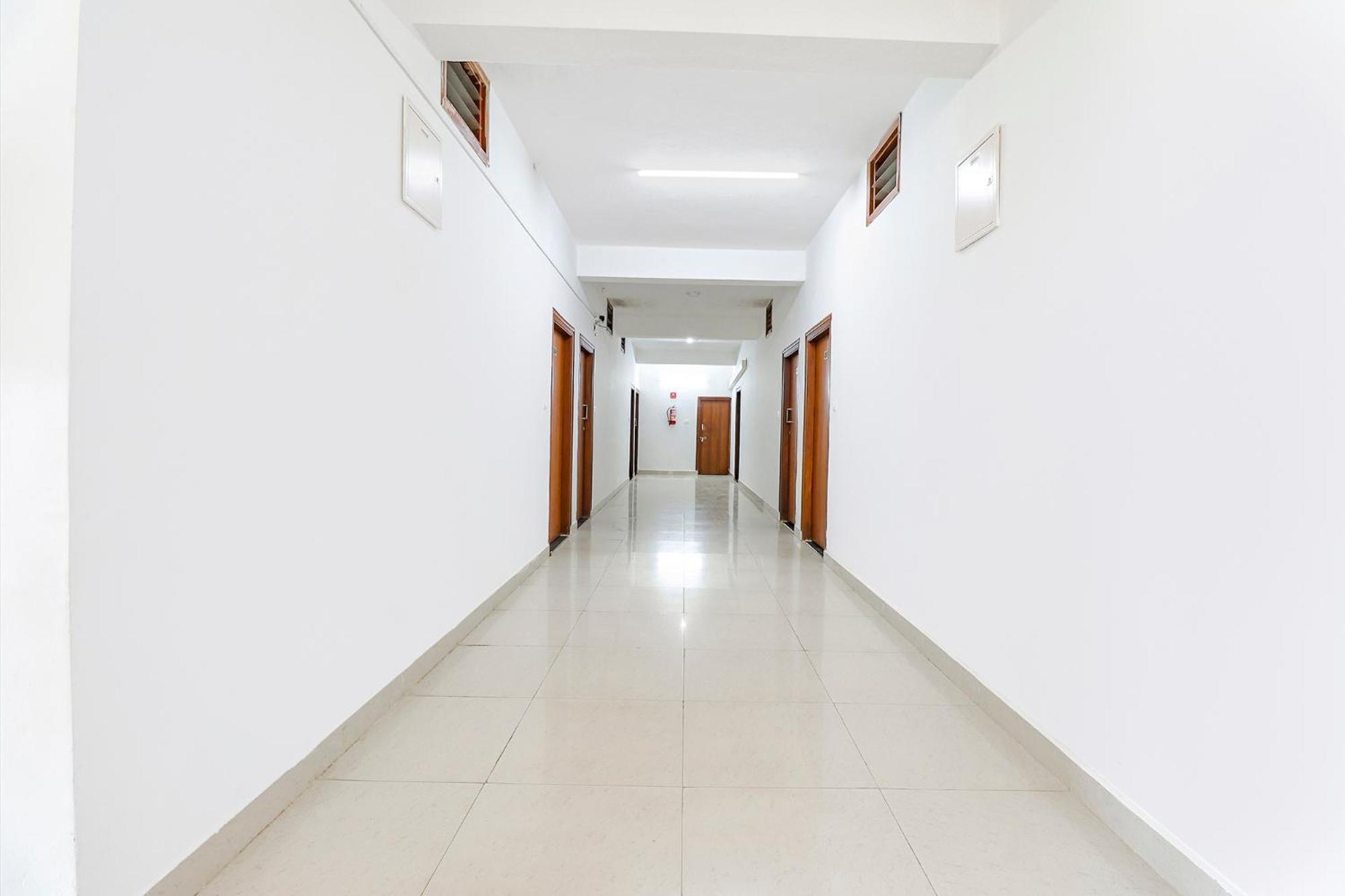 Fabhotel Raj Residency - 1Km From Madikeri Fort المظهر الخارجي الصورة