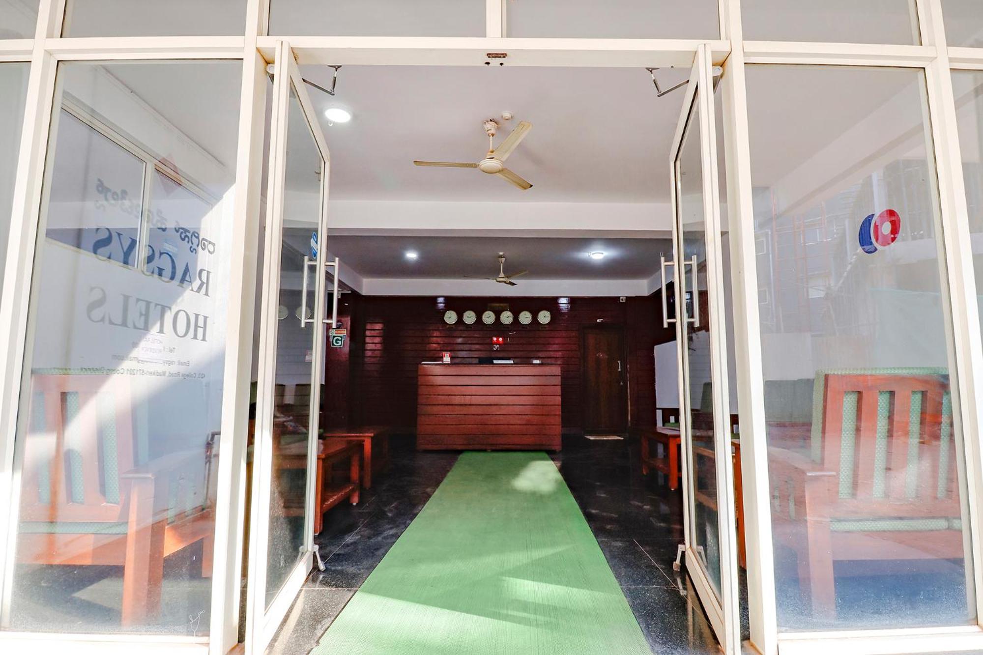Fabhotel Raj Residency - 1Km From Madikeri Fort المظهر الخارجي الصورة